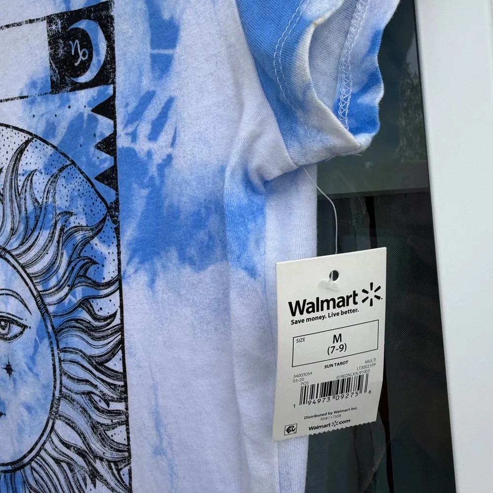 ⭐️ 3/$15 ⭐️BNWT Women's Blue Tie-Dye Sun Graphic Tee - Picture 3 of 5